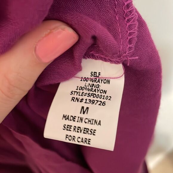 Honey Punch Cold Shoulder Romper Medium - Picture 6 of 8